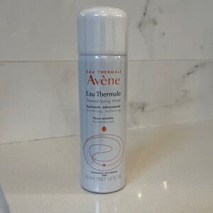 Avène Thermal Spring Water - White